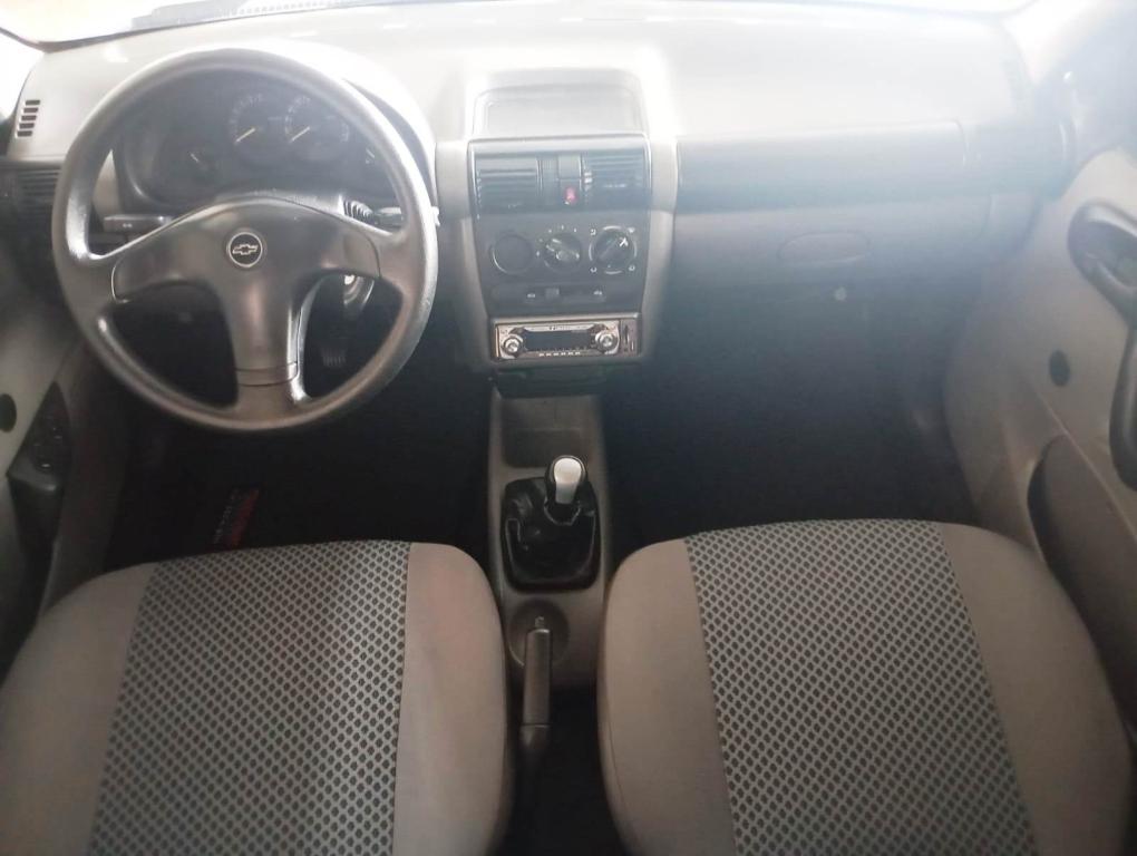 CHEVROLET Classic Sedan - Foto