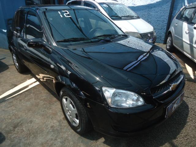 CHEVROLET Classic Sedan - Foto