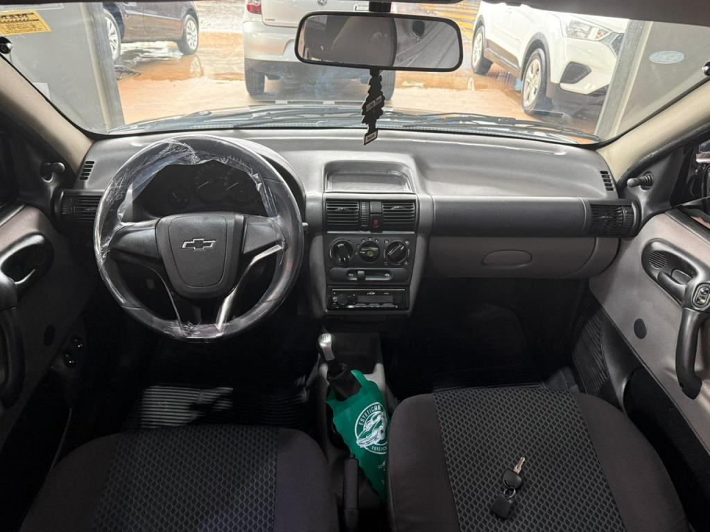 CHEVROLET Classic Sedan - Foto