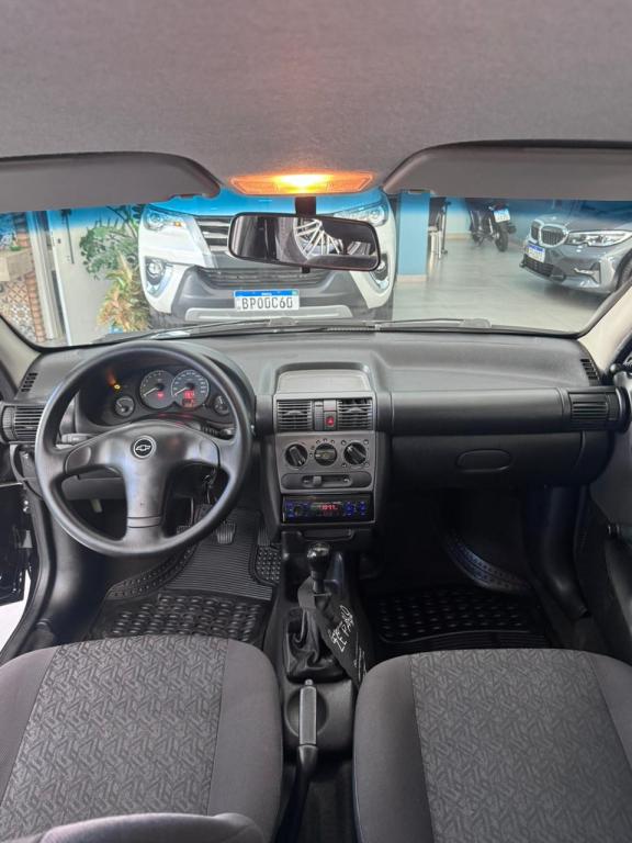 CHEVROLET Classic Sedan - Foto