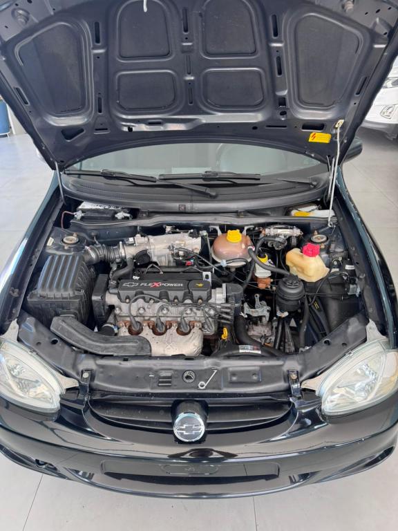 CHEVROLET Classic Sedan - Foto