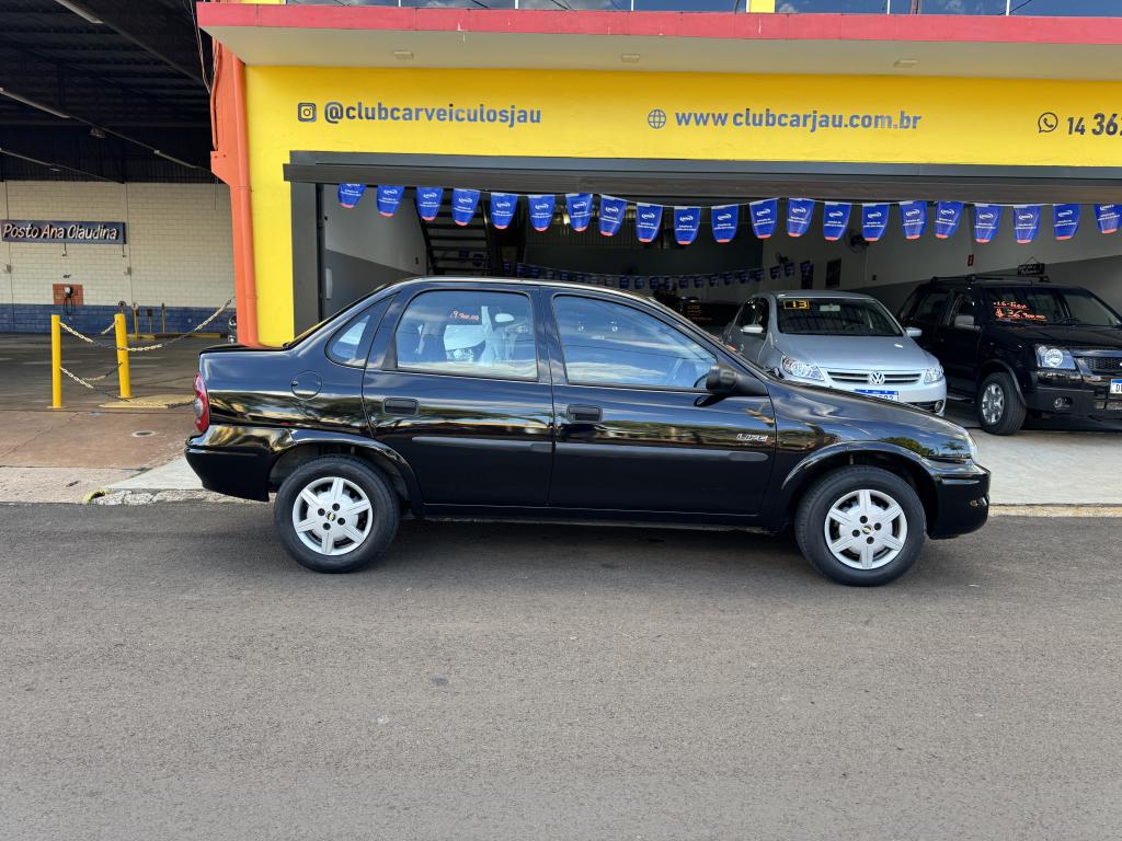 CHEVROLET Classic Sedan - Foto