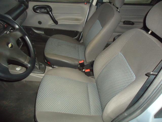 CHEVROLET Classic Sedan - Foto