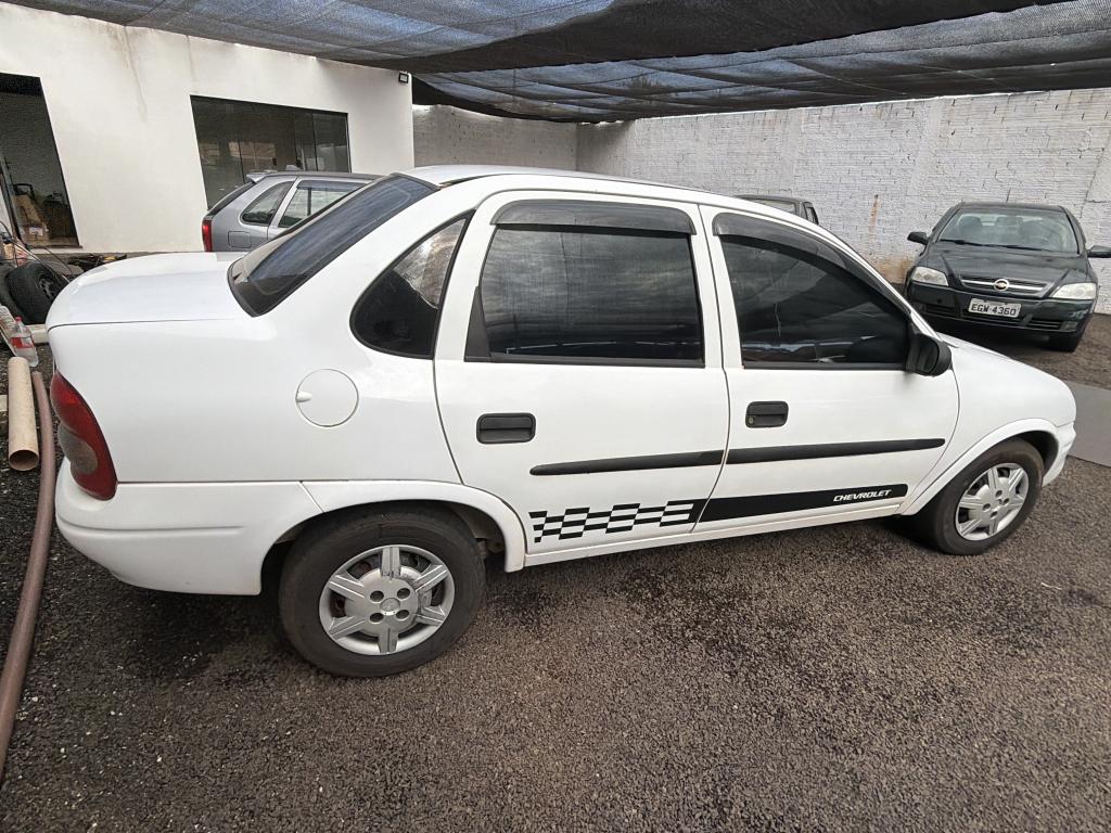 CHEVROLET Classic Sedan - Foto