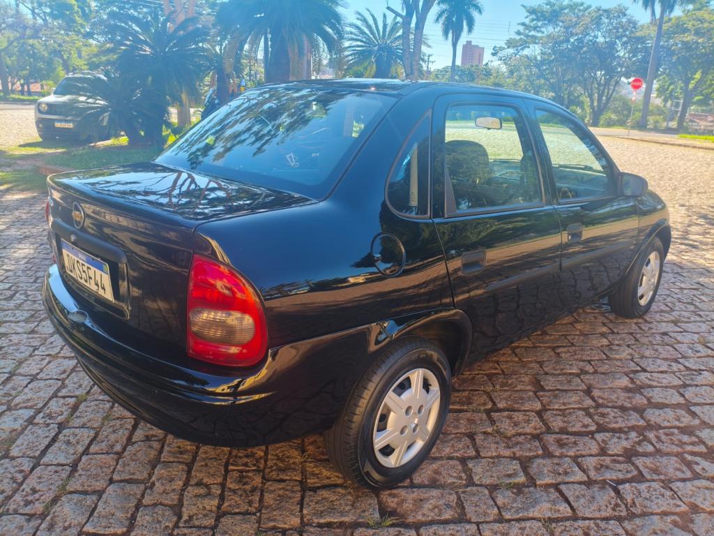 CHEVROLET Classic Sedan - Foto