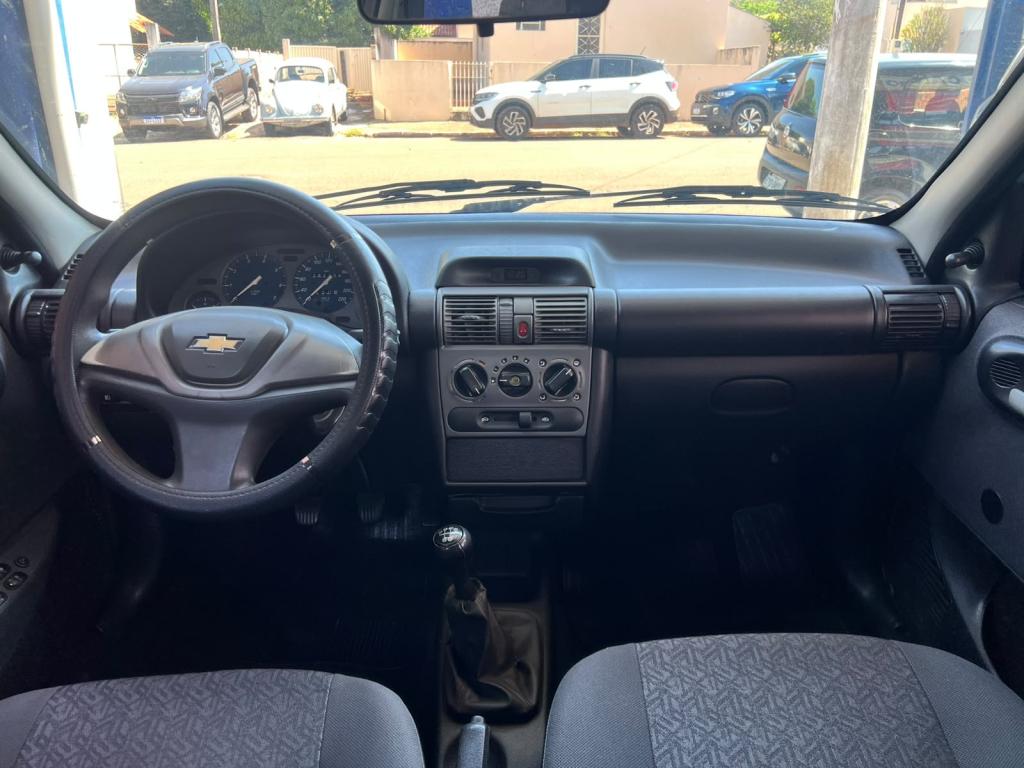 CHEVROLET Classic Sedan - Foto