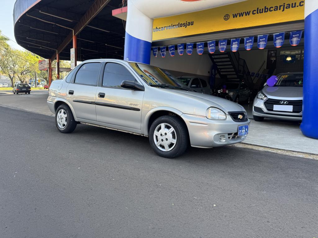 CHEVROLET Classic Sedan - Foto