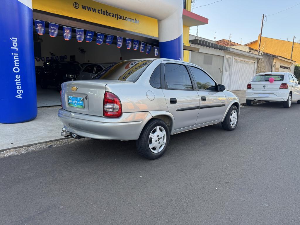 CHEVROLET Classic Sedan - Foto