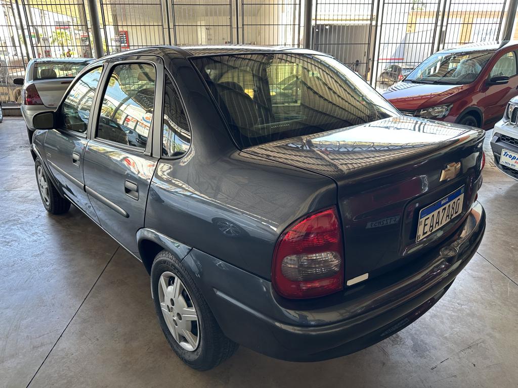 CHEVROLET Classic Sedan - Foto