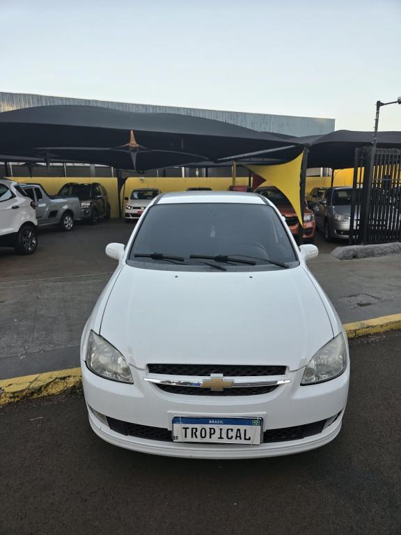 CHEVROLET Classic Sedan - Foto