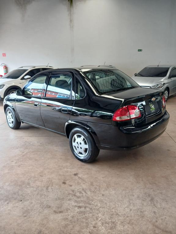 CHEVROLET Classic Sedan - Foto