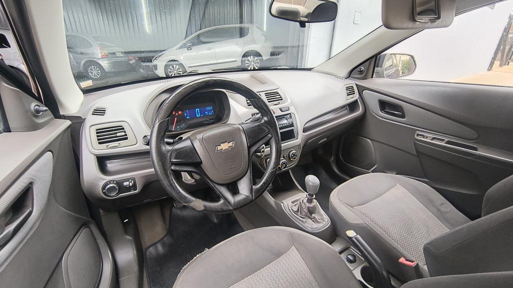 CHEVROLET Cobalt - Foto