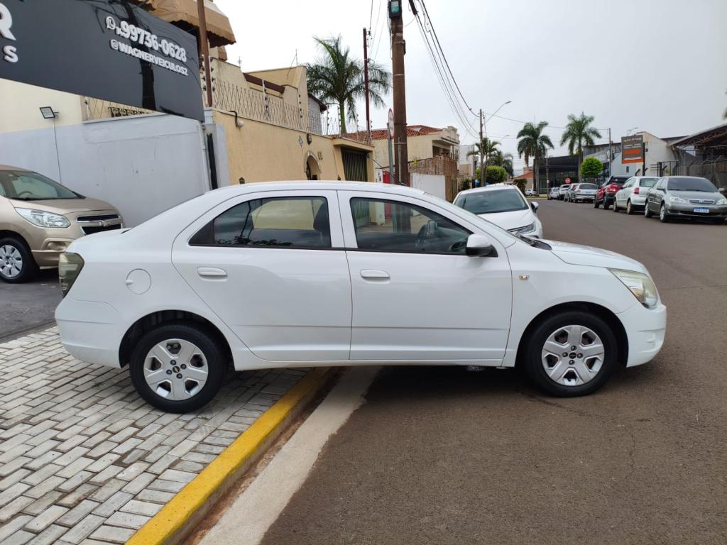CHEVROLET Cobalt - Foto