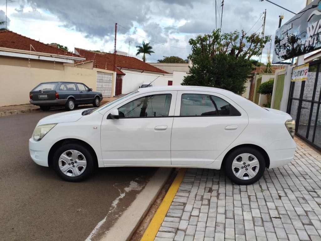 CHEVROLET Cobalt - Foto