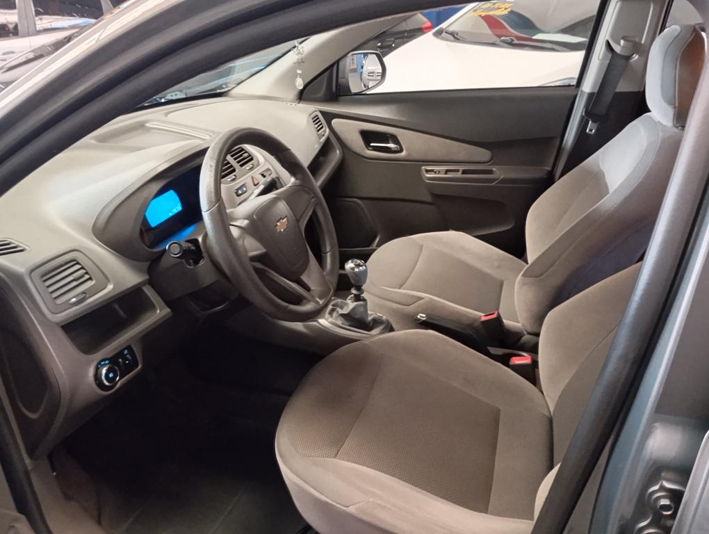 CHEVROLET Cobalt - Foto