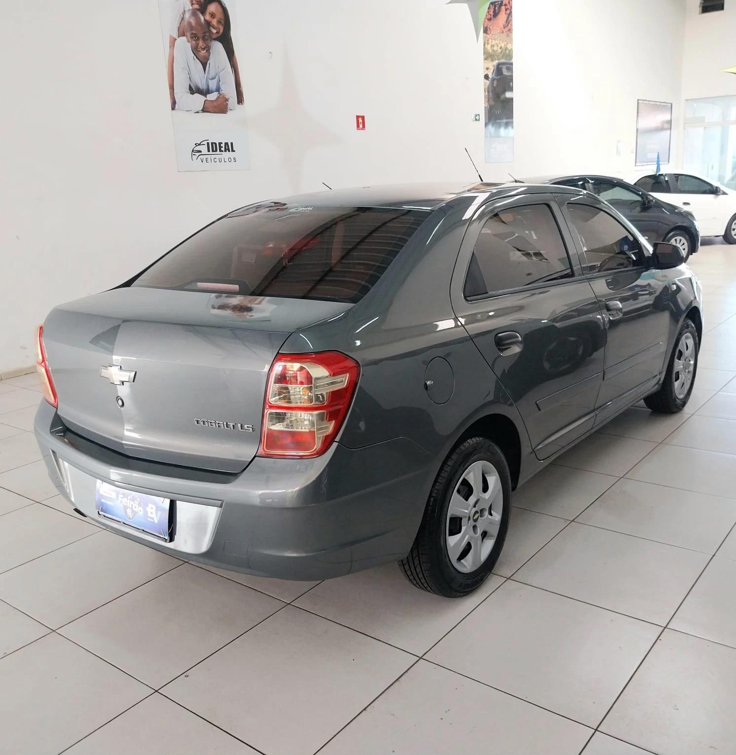 CHEVROLET Cobalt - Foto