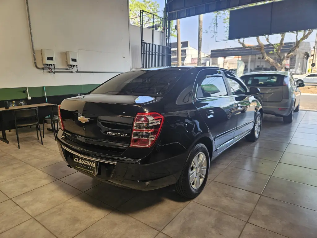 CHEVROLET Cobalt - Foto