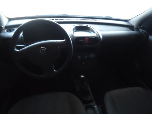 CHEVROLET Corsa Hatch - Foto