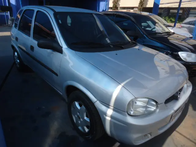 CHEVROLET Corsa Hatch - Foto