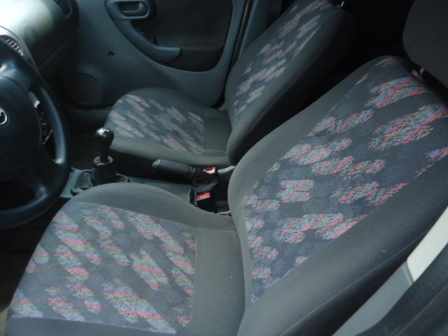 CHEVROLET Corsa Hatch - Foto