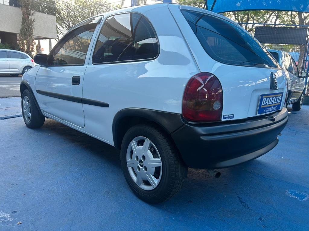 CHEVROLET Corsa Hatch - Foto