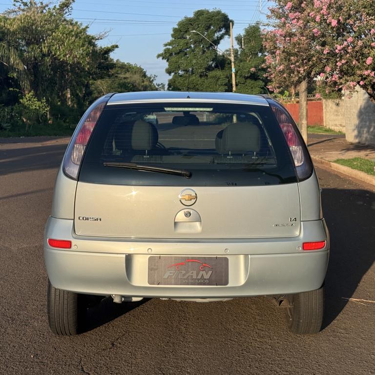 CHEVROLET Corsa Hatch - Foto