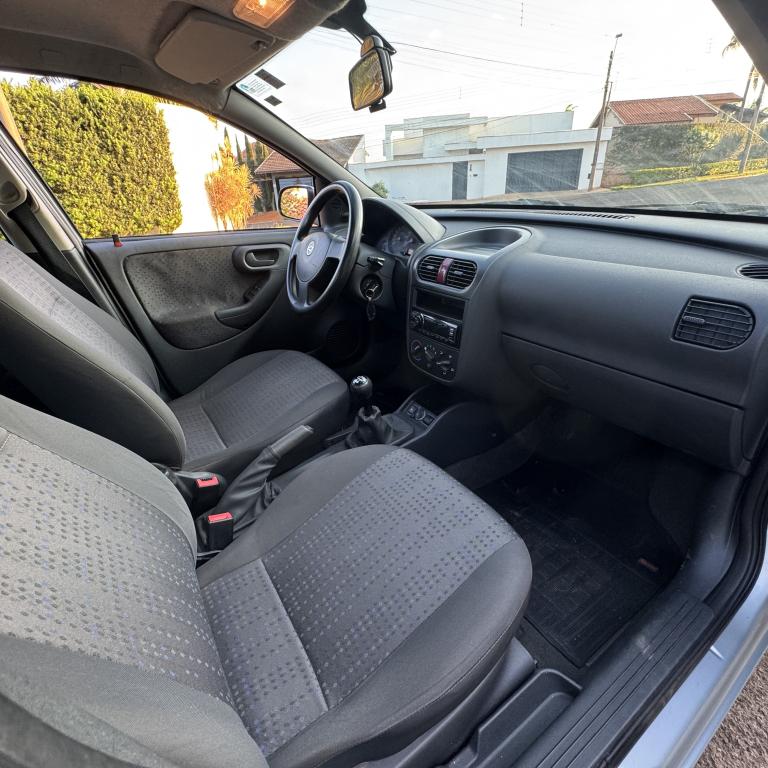 CHEVROLET Corsa Hatch - Foto