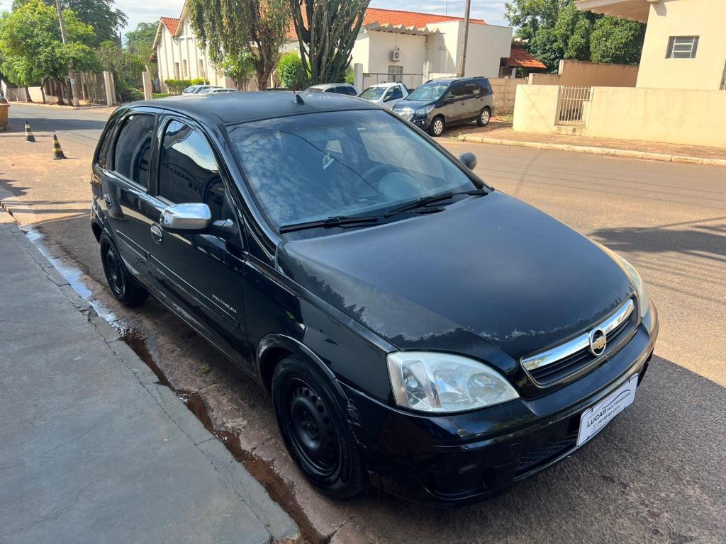 CHEVROLET Corsa Hatch - Foto