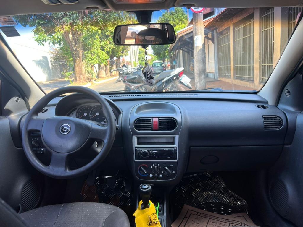 CHEVROLET Corsa Hatch - Foto