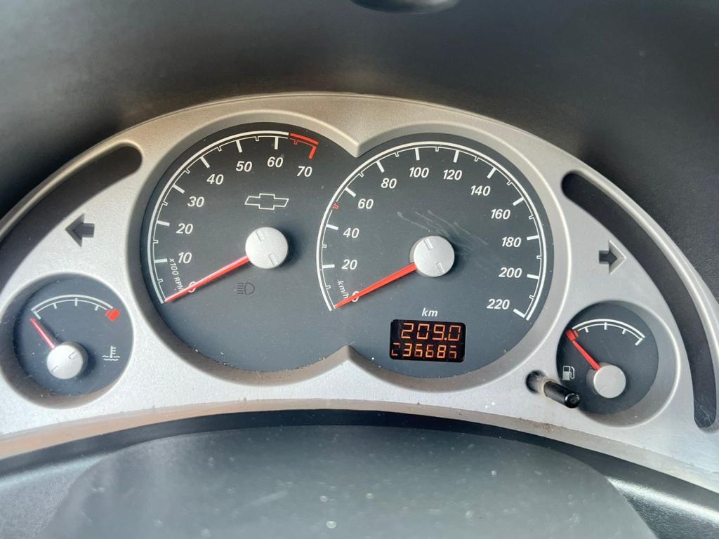 CHEVROLET Corsa Hatch - Foto