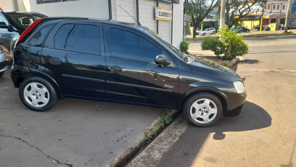 CHEVROLET Corsa Hatch - Foto