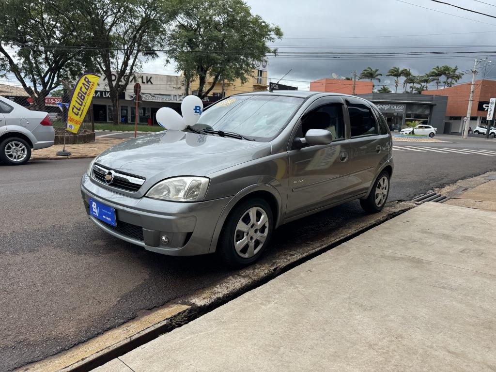 CHEVROLET Corsa Hatch - Foto