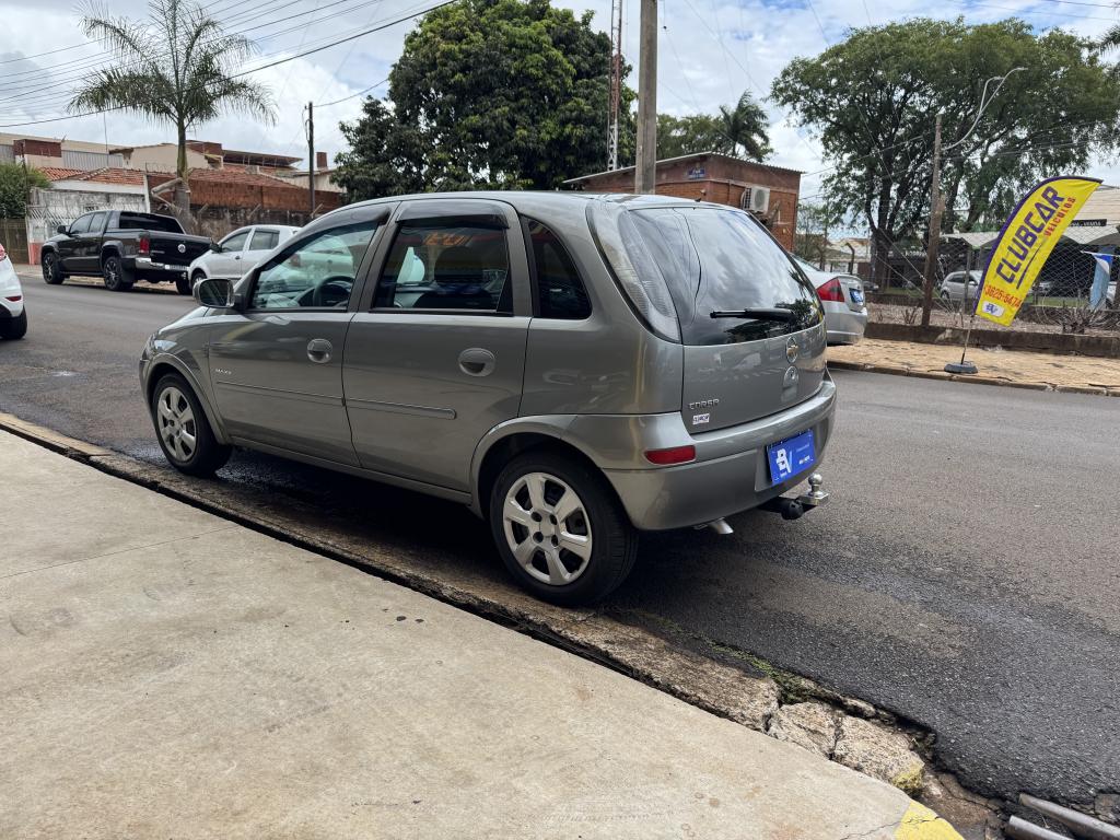 CHEVROLET Corsa Hatch - Foto