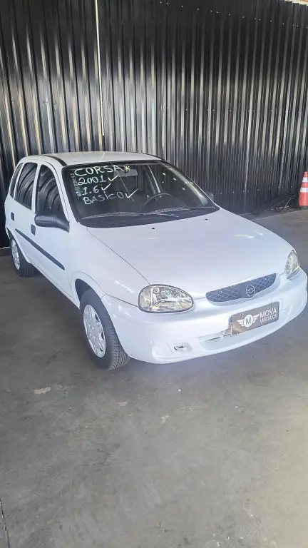 CHEVROLET Corsa Hatch - Foto