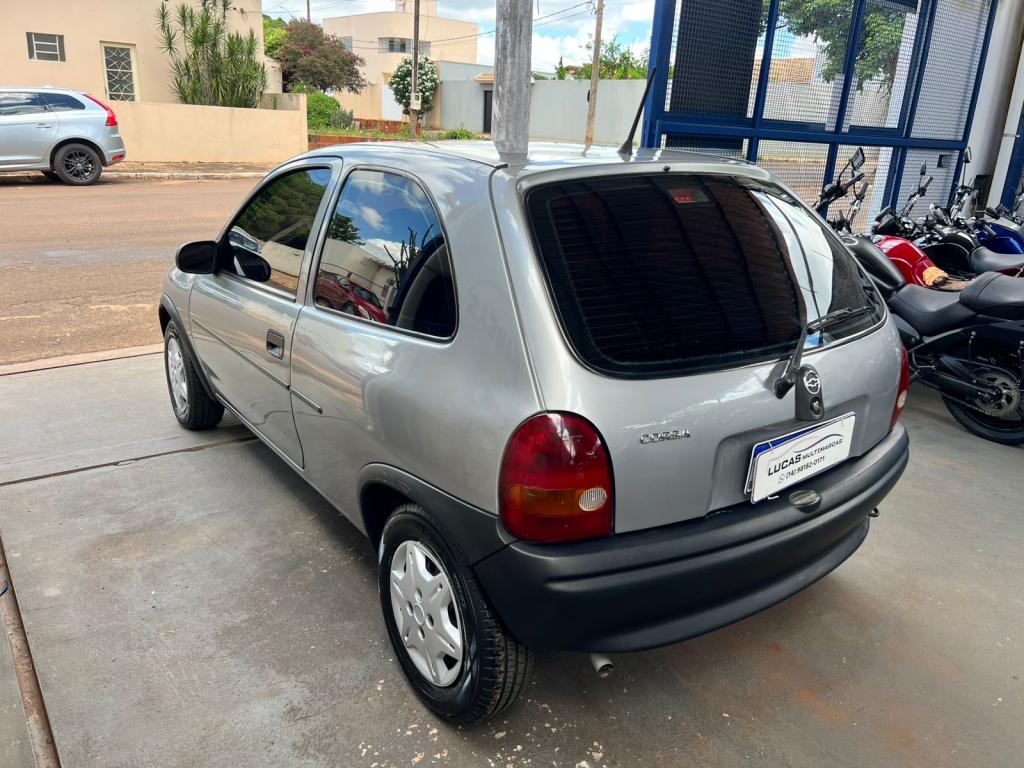CHEVROLET Corsa Hatch - Foto