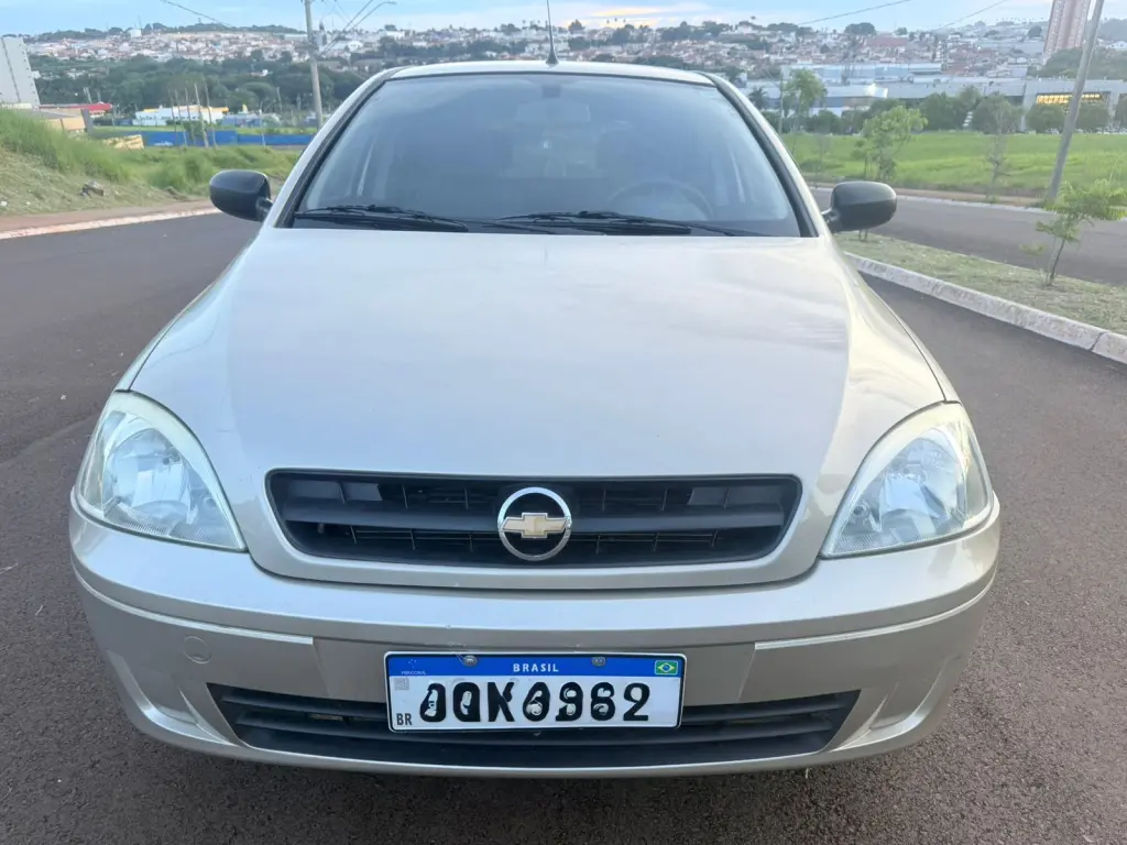 CHEVROLET Corsa Hatch - Foto