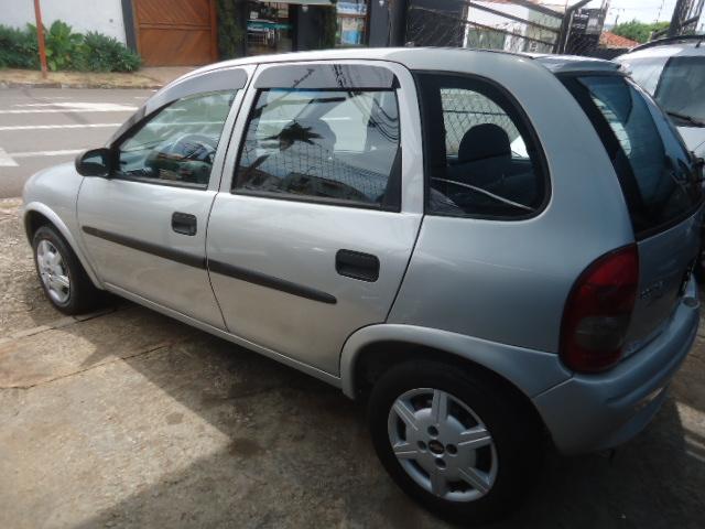 CHEVROLET Corsa Hatch - Foto