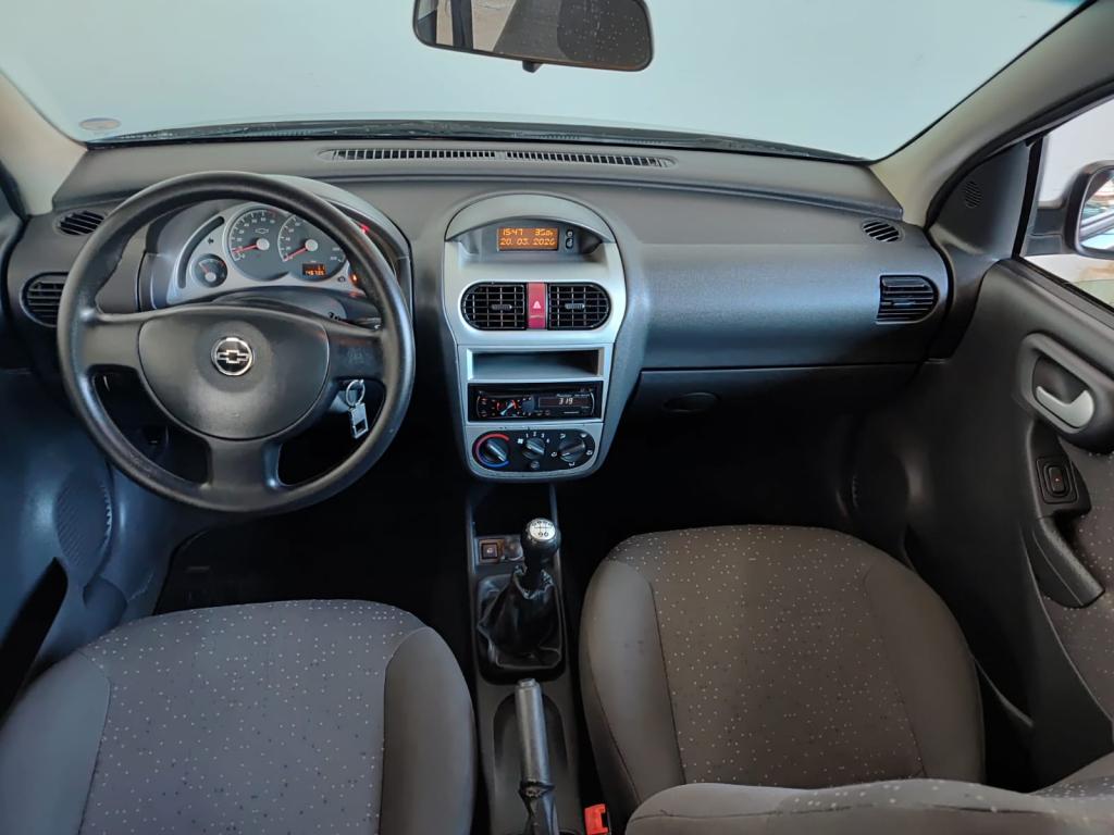 CHEVROLET Corsa Hatch - Foto