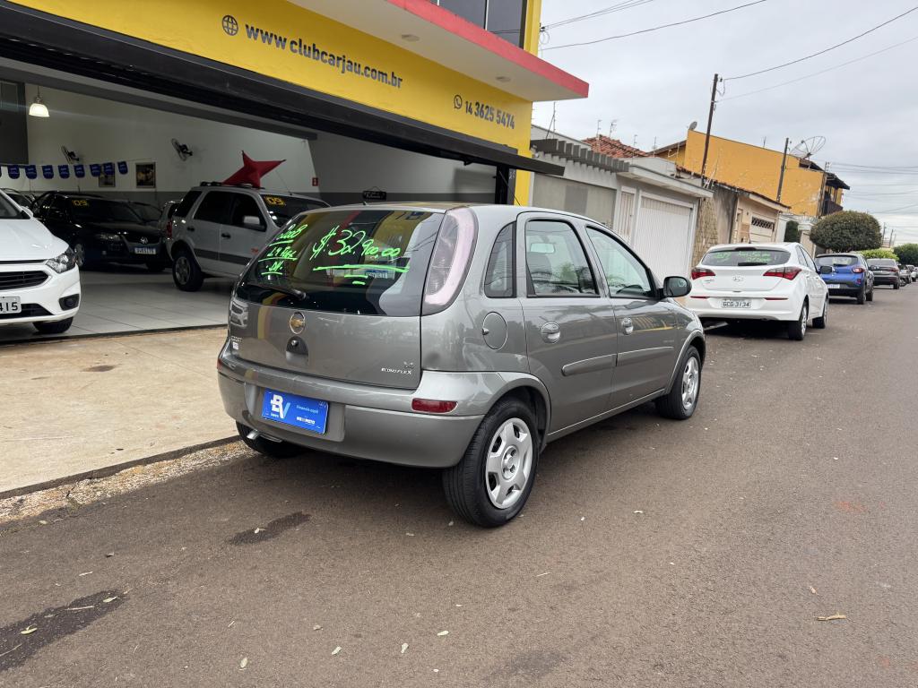 CHEVROLET Corsa Hatch - Foto