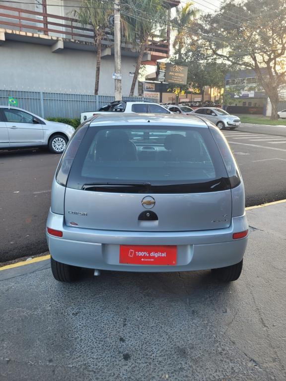 CHEVROLET Corsa Hatch - Foto