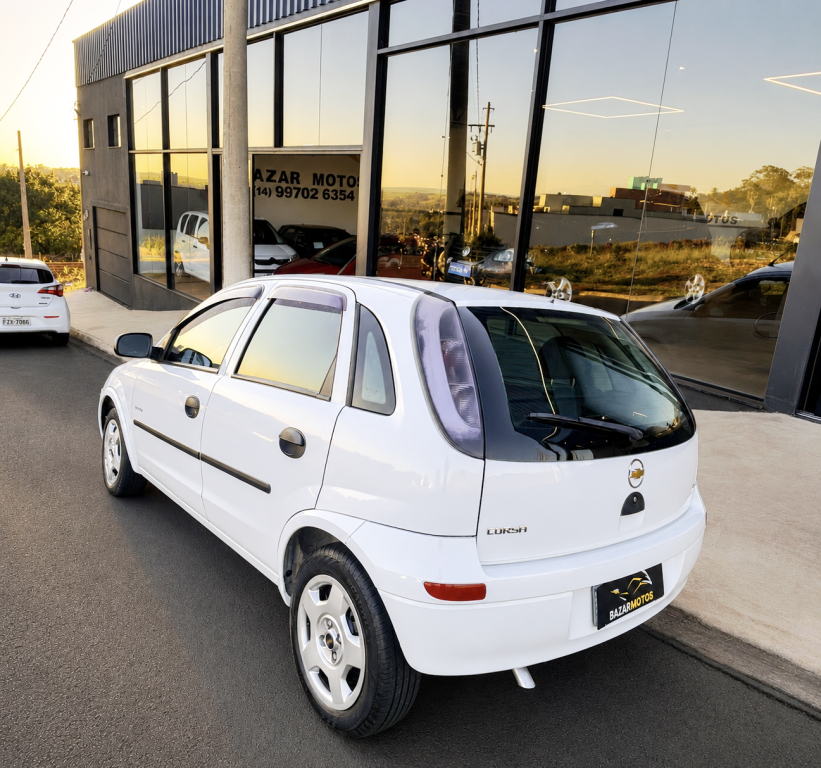 CHEVROLET Corsa Hatch - Foto