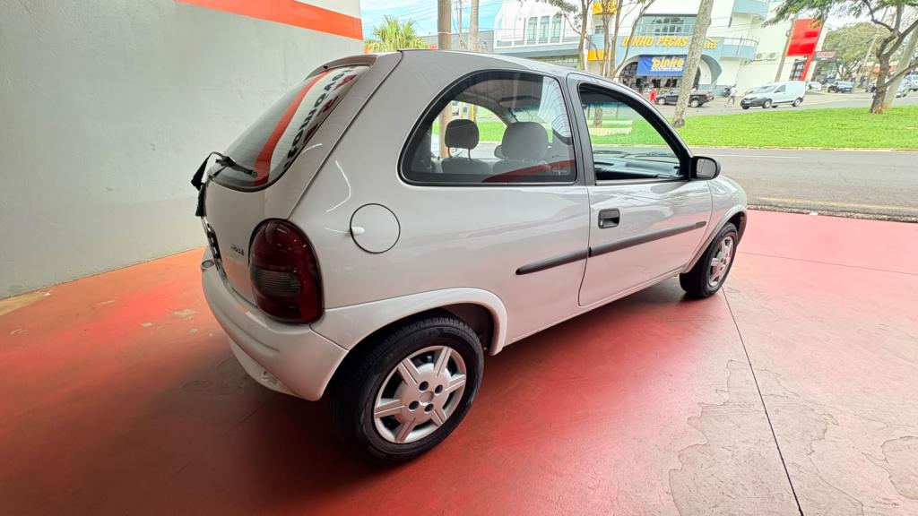 CHEVROLET Corsa Hatch - Foto