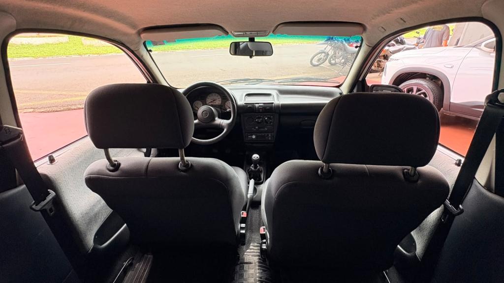 CHEVROLET Corsa Hatch - Foto