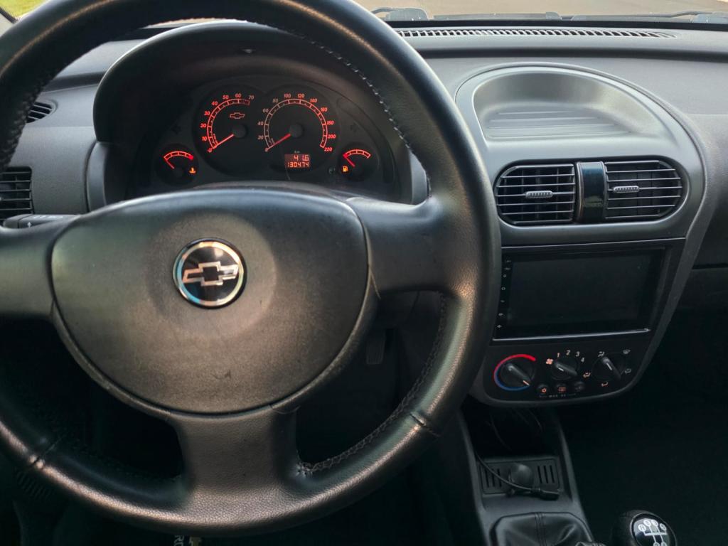 CHEVROLET Corsa Hatch - Foto