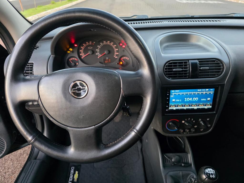 CHEVROLET Corsa Hatch - Foto