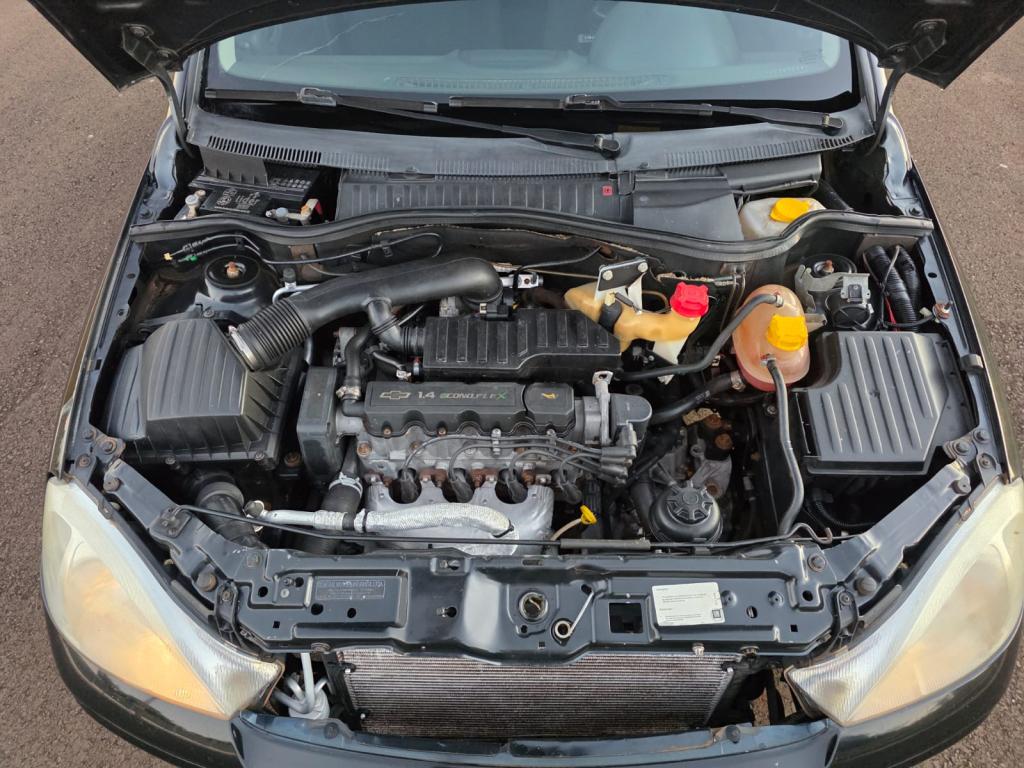 CHEVROLET Corsa Hatch - Foto