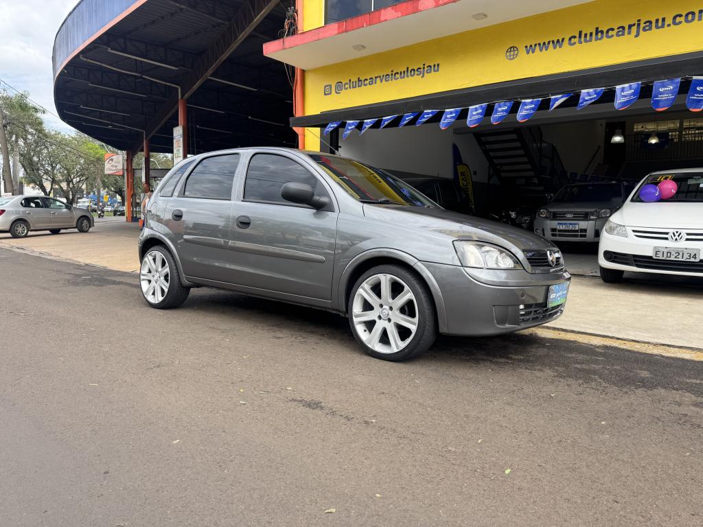 CHEVROLET Corsa Hatch - Foto