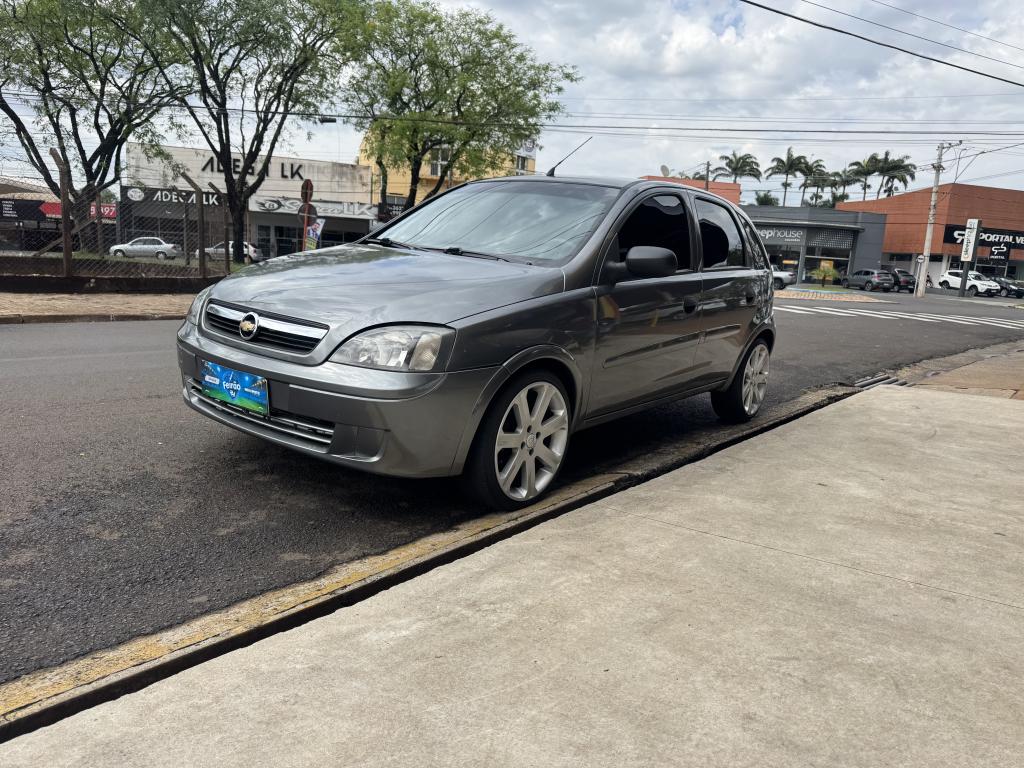 CHEVROLET Corsa Hatch - Foto
