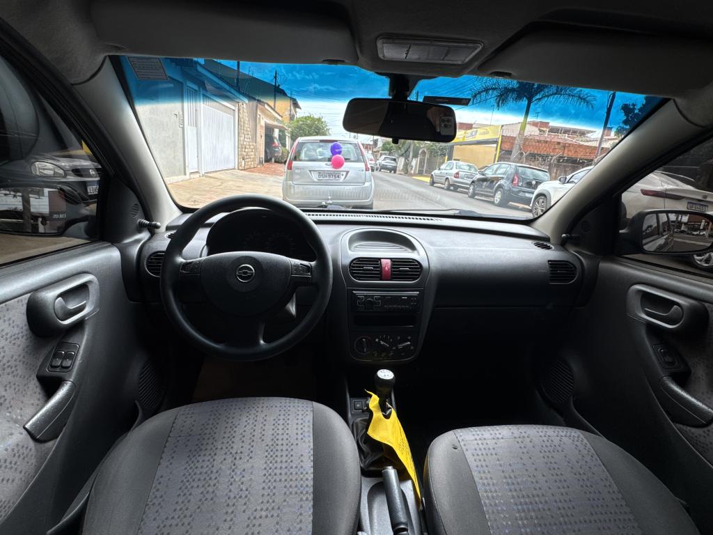 CHEVROLET Corsa Hatch - Foto