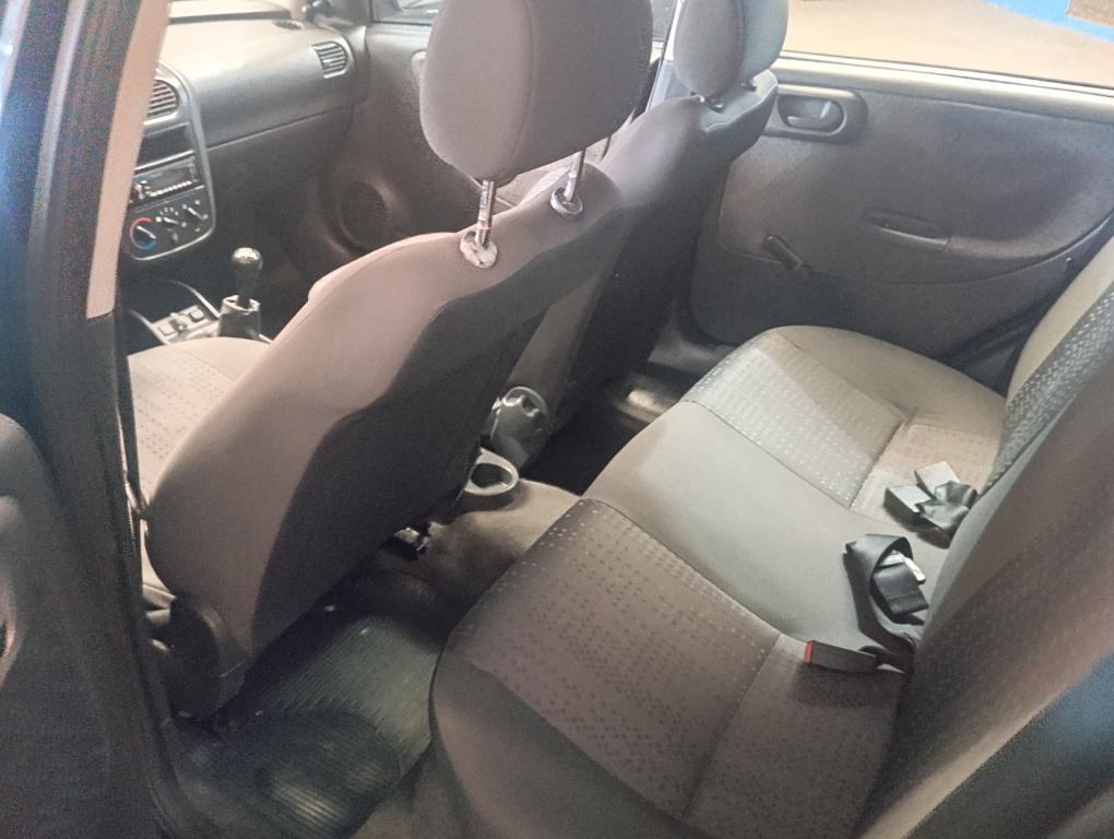 CHEVROLET Corsa Hatch - Foto